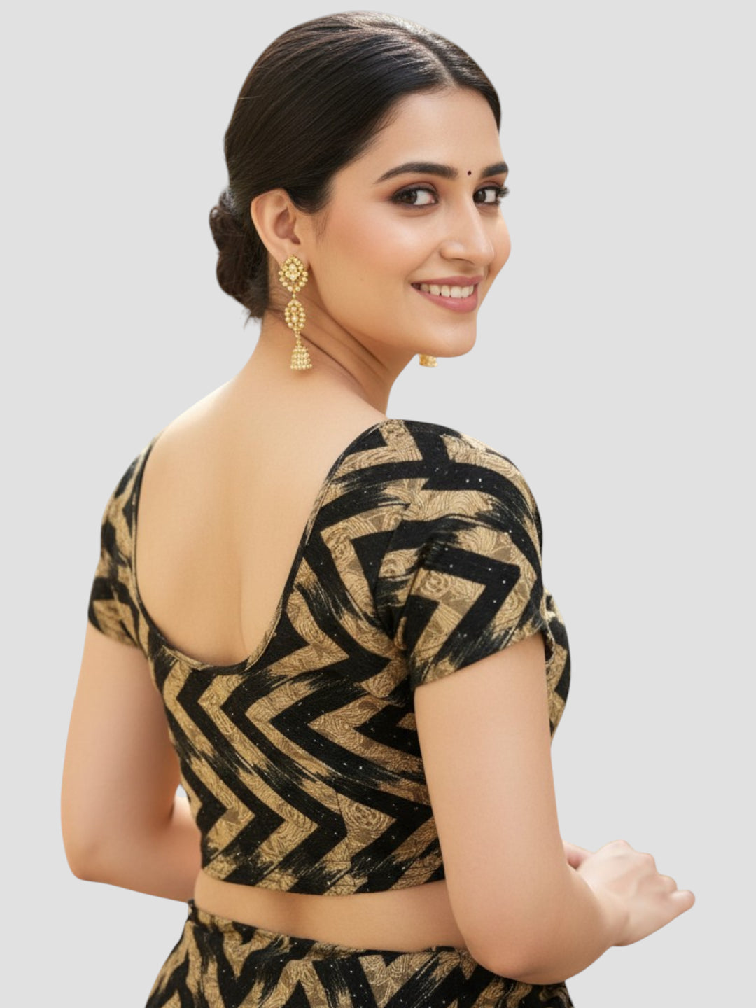 Black Round Neck Lycra Short Sleeves Readymade Blouse