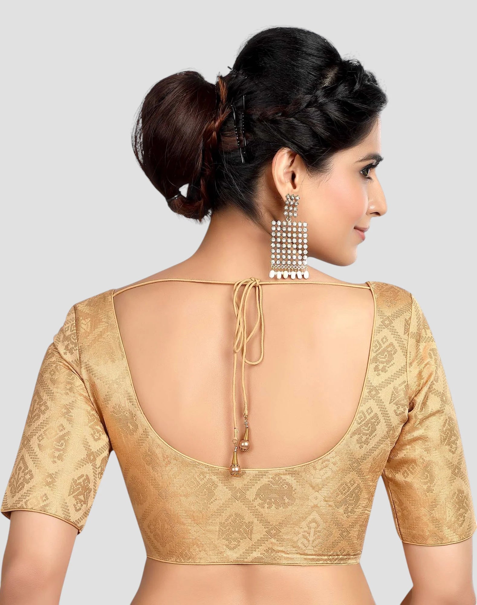 Gold Brocade Round Neck Half Sleeves Readymade Saree Blouse
