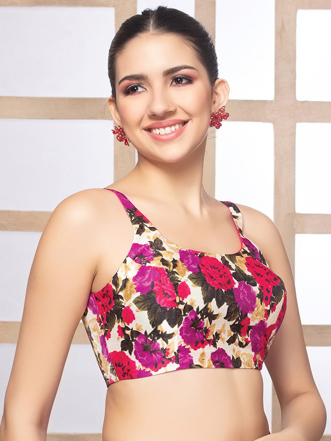 Multicolor Silk U Neck Sleeveless Readymade Blouse